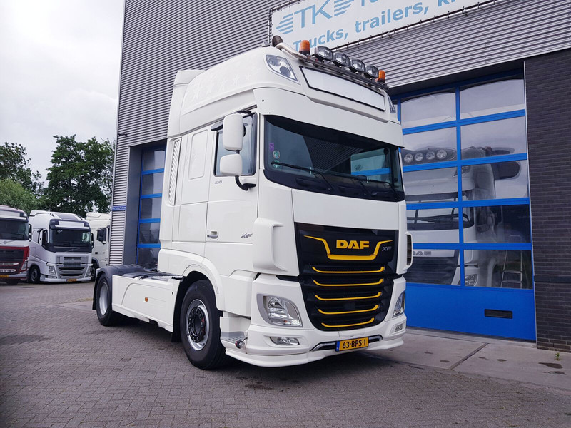 DAF XF 530 FT Leather interior, 635 DKM night airco - Tractor unit: picture 5 DAF XF 530 FT Leather interior, 635 DKM night airco - Tractor unit: picture 5