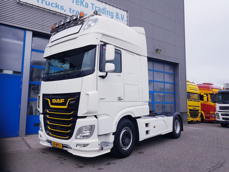 DAF XF 530 FT Leather interior, 635 DKM night airco - Tractor unit: picture 1 DAF XF 530 FT Leather interior, 635 DKM night airco - Tractor unit: picture 1