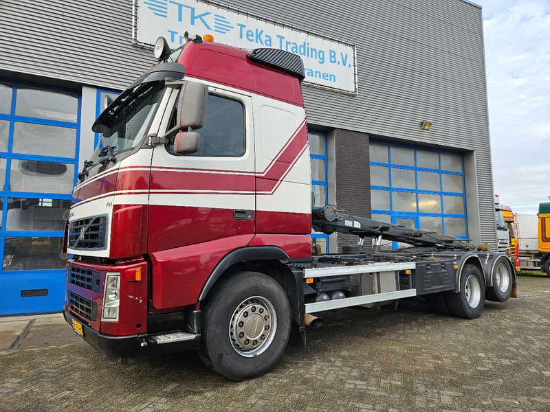 Volvo FH 520 6x2 old Tacho NCH Kabelsysteem Euro 3 - Cable system truck: picture 2 Volvo FH 520 6x2 old Tacho NCH Kabelsysteem Euro 3 - Cable system truck: picture 2