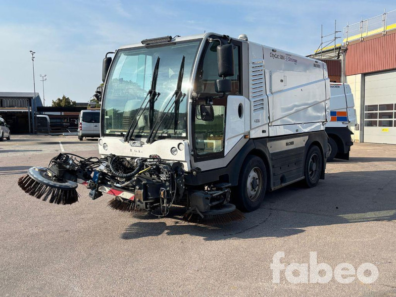 Bucher CityCat 5006 - Road sweeper: picture 1 Bucher CityCat 5006 - Road sweeper: picture 1