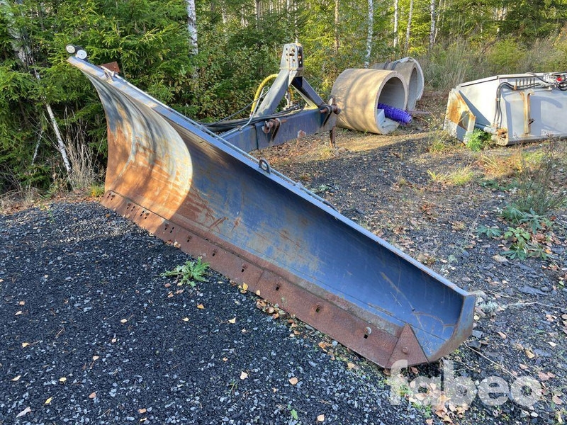 Drivex  - Snow removal vehicle: picture 1 Drivex  - Snow removal vehicle: picture 1