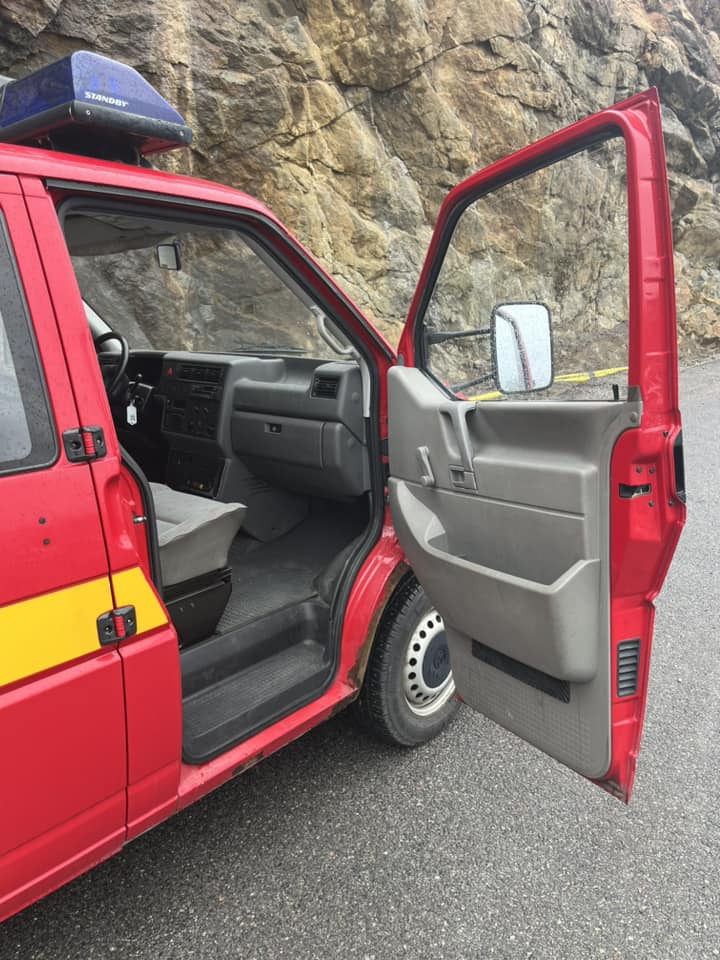 Fire truck VOLKSWAGEN Transporter 2,5 TDI Syncro 4x4: picture 18