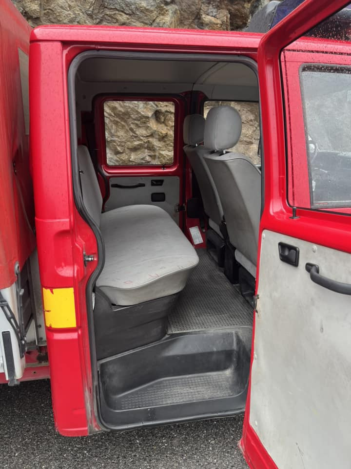 Fire truck VOLKSWAGEN Transporter 2,5 TDI Syncro 4x4: picture 19