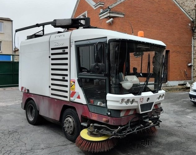 Ravo 540XL/545XL Kehrmaschine wie Citycat Cityfant Dulevo - Municipal/ Special vehicle: picture 2 Ravo 540XL/545XL Kehrmaschine wie Citycat Cityfant Dulevo - Municipal/ Special vehicle: picture 2