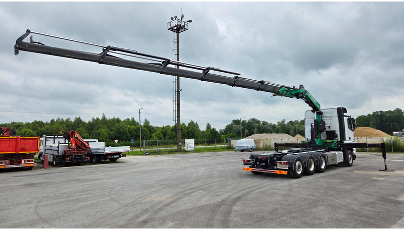 Mercedes-Benz Arocs 3253 8X4*4 Fassi F295 - Hook lift truck, Crane truck: picture 2 Mercedes-Benz Arocs 3253 8X4*4 Fassi F295 - Hook lift truck, Crane truck: picture 2