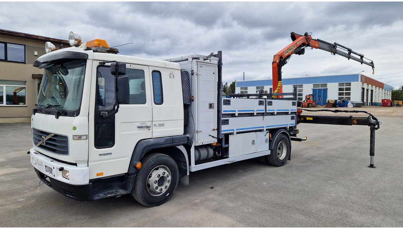 Volvo FL220 4X2 Palfinger PK7501 - Dropside/ Flatbed truck: picture 1 Volvo FL220 4X2 Palfinger PK7501 - Dropside/ Flatbed truck: picture 1