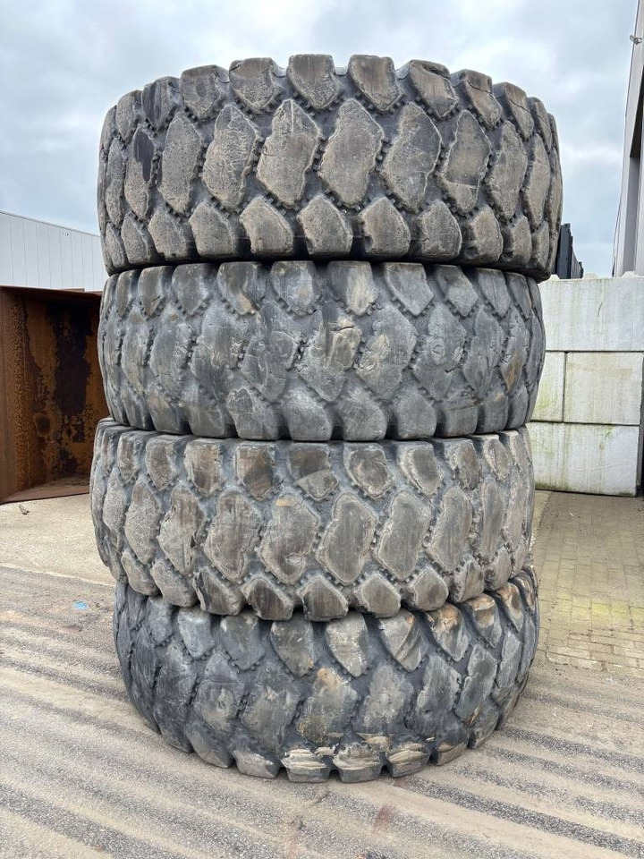 Bridgestone 24.00R35 (4pcs) - Tire for Construction machinery: picture 1 Bridgestone 24.00R35 (4pcs) - Tire for Construction machinery: picture 1