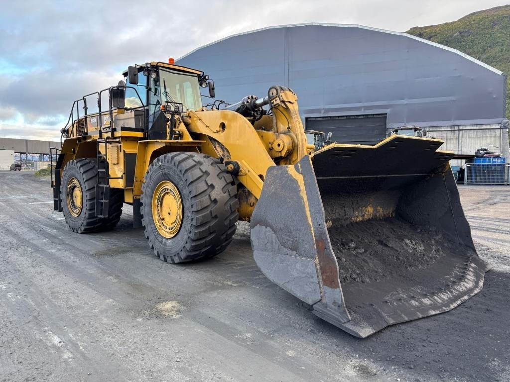CAT 988 K (On Transport) - Wheel loader: picture 5 CAT 988 K (On Transport) - Wheel loader: picture 5