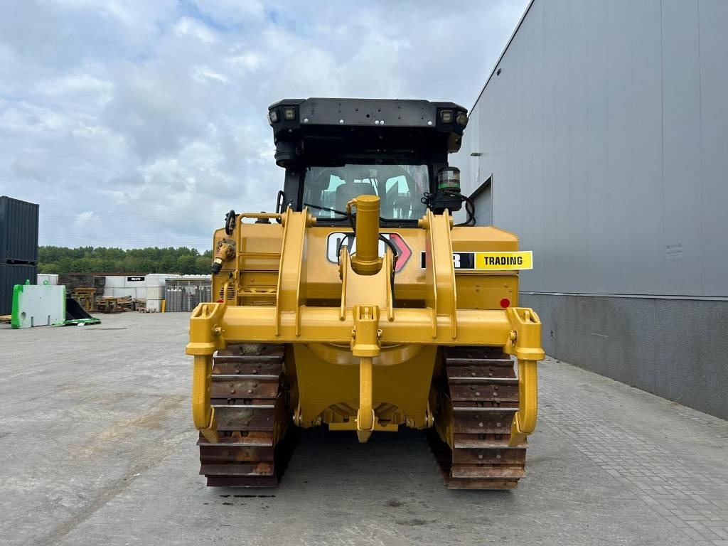 CAT D 6 XL (LOW HOURS - CE CERTIFIED) - Bulldozer: picture 4 CAT D 6 XL (LOW HOURS - CE CERTIFIED) - Bulldozer: picture 4