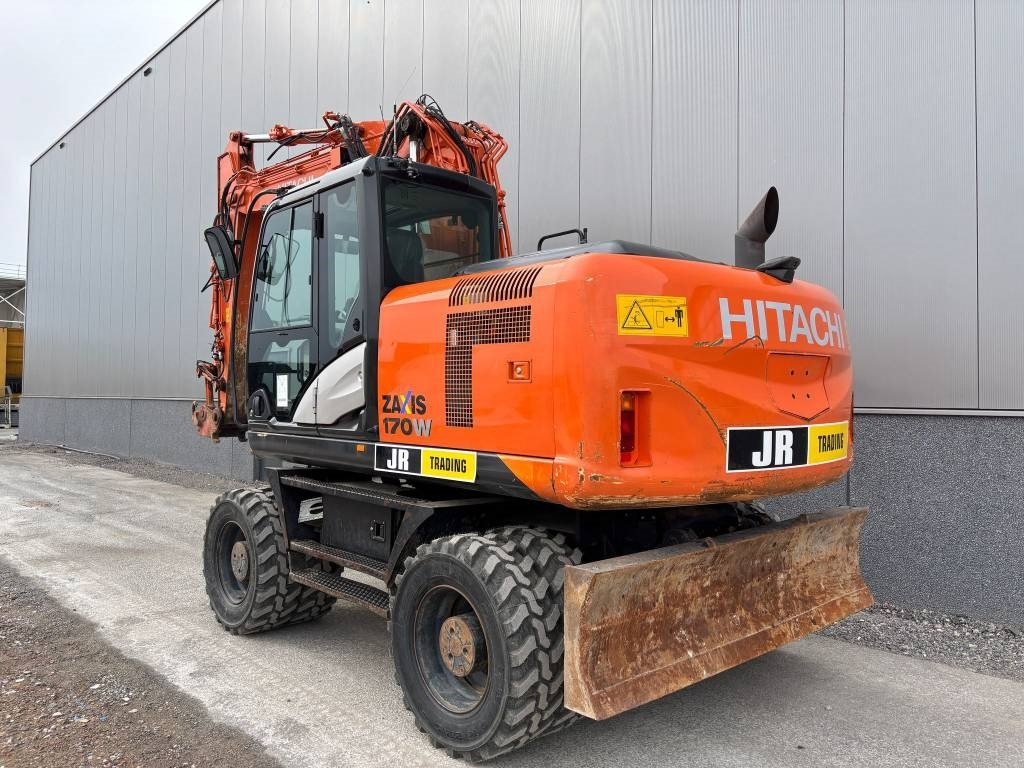 Hitachi ZX 170 W-5 B (low hours/new tires) - Wheel excavator: picture 3 Hitachi ZX 170 W-5 B (low hours/new tires) - Wheel excavator: picture 3