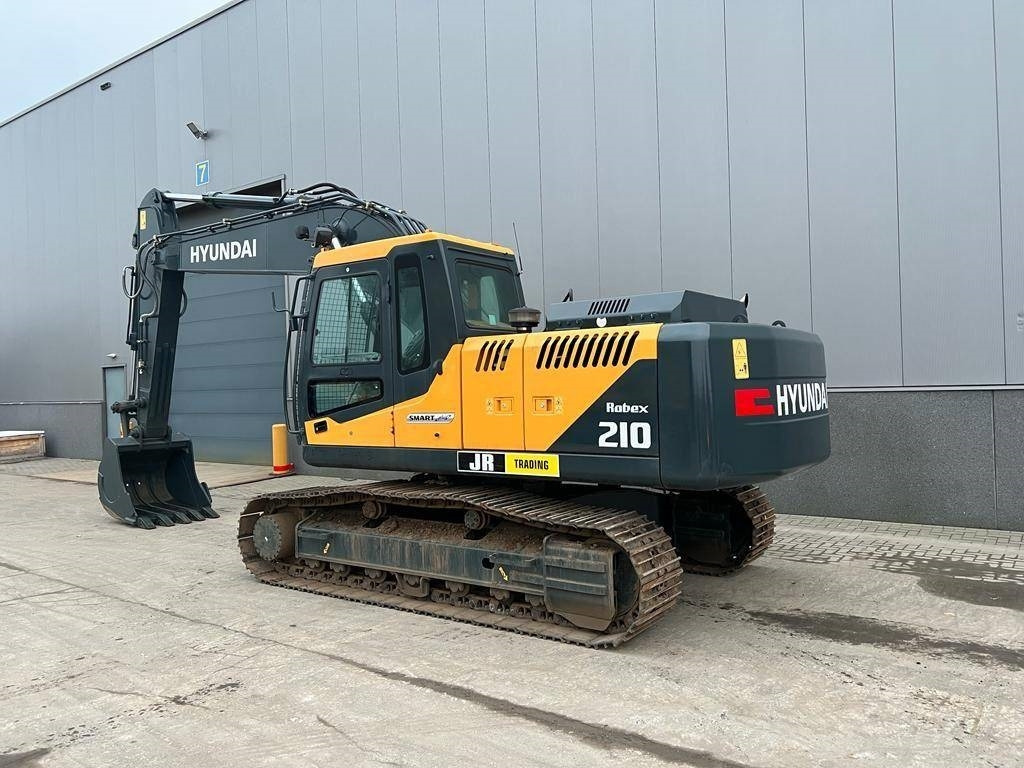 Hyundai R 210 - Crawler excavator: picture 3 Hyundai R 210 - Crawler excavator: picture 3