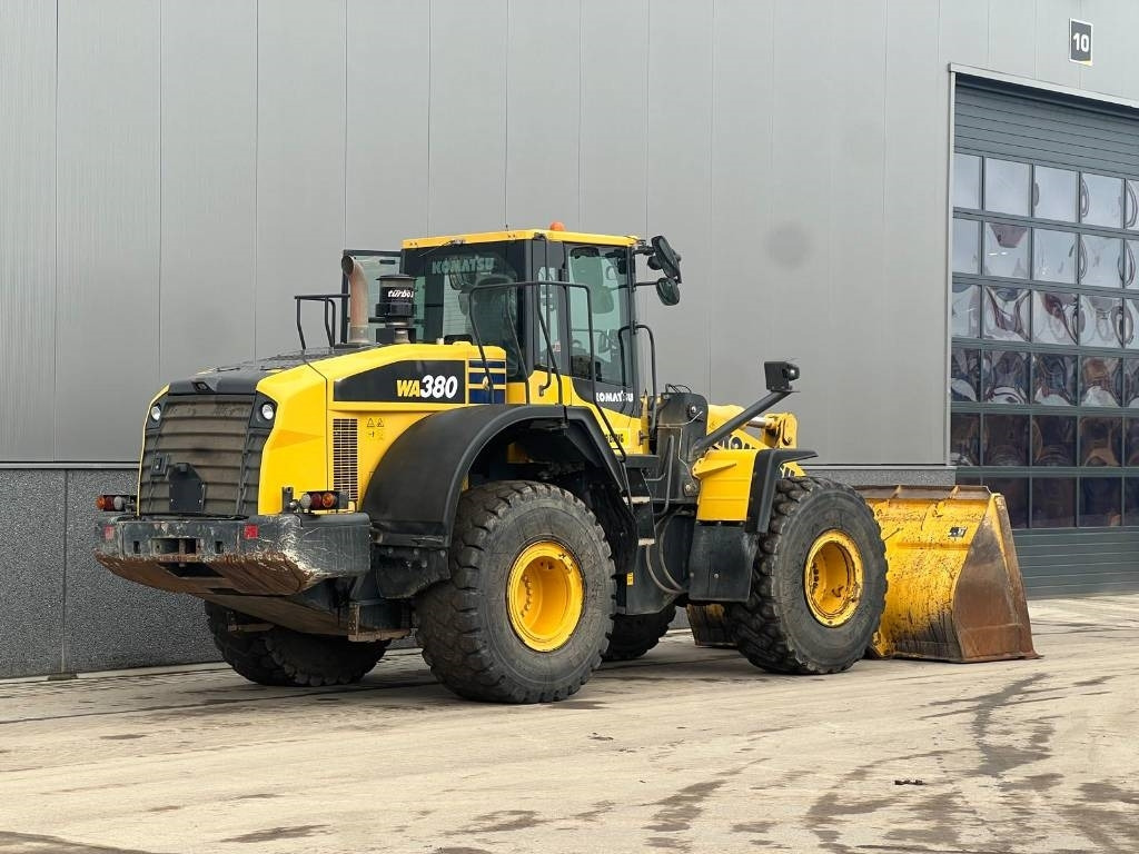 Komatsu WA 380-7 - Wheel loader: picture 5 Komatsu WA 380-7 - Wheel loader: picture 5