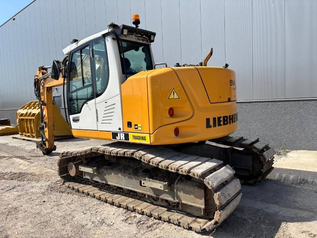 Liebherr R 914 Compact Litronic Liebherr R 914 Compact Litronic - Crawler excavator: picture 3 Liebherr R 914 Compact Litronic Liebherr R 914 Compact Litronic - Crawler excavator: picture 3