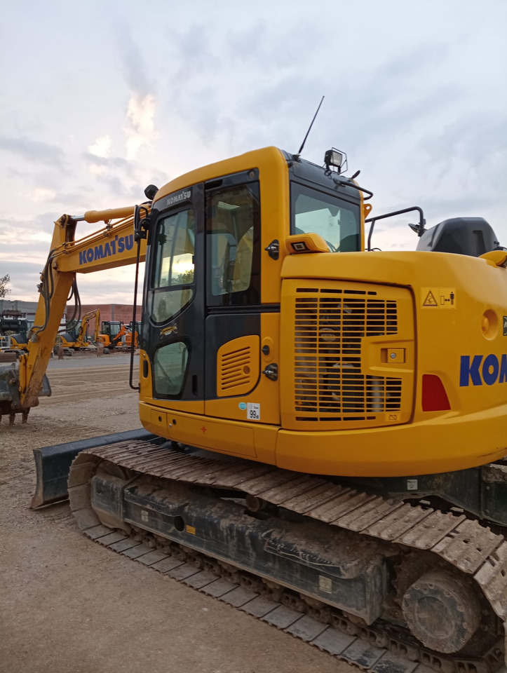 KOMATSU PC138US-11 - Crawler excavator: picture 3 KOMATSU PC138US-11 - Crawler excavator: picture 3