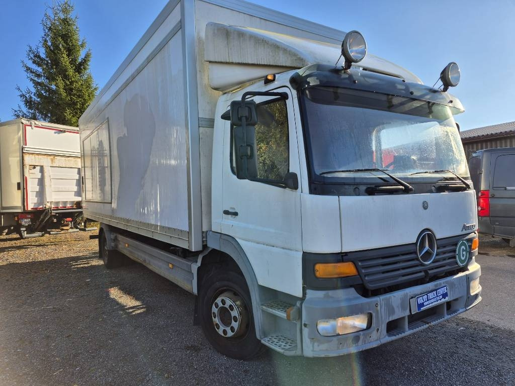 Mercedes-Benz Atego 1223 umpikori+pl nostin - Box truck: picture 2 Mercedes-Benz Atego 1223 umpikori+pl nostin - Box truck: picture 2