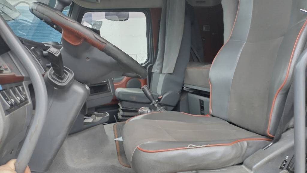 Leasing of Volvo FH16 8x2 kasetti +4 aks kärry, KHT automaatti Volvo FH16 8x2 kasetti +4 aks kärry, KHT automaatti: picture 9 Leasing of Volvo FH16 8x2 kasetti +4 aks kärry, KHT automaatti Volvo FH16 8x2 kasetti +4 aks kärry, KHT automaatti: picture 9