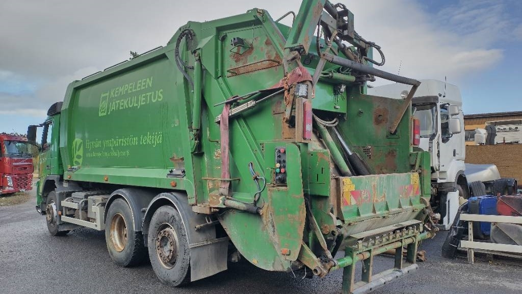 Volvo FM330 6x2 Norba pakkaaja,molokki nostin, manuaali - Garbage truck: picture 5 Volvo FM330 6x2 Norba pakkaaja,molokki nostin, manuaali - Garbage truck: picture 5