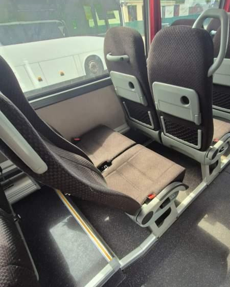 Isuzu KENDO INTERLINER / SPROWADZONE / 70 000 KM / KLIMA - Suburban bus: picture 5 Isuzu KENDO INTERLINER / SPROWADZONE / 70 000 KM / KLIMA - Suburban bus: picture 5