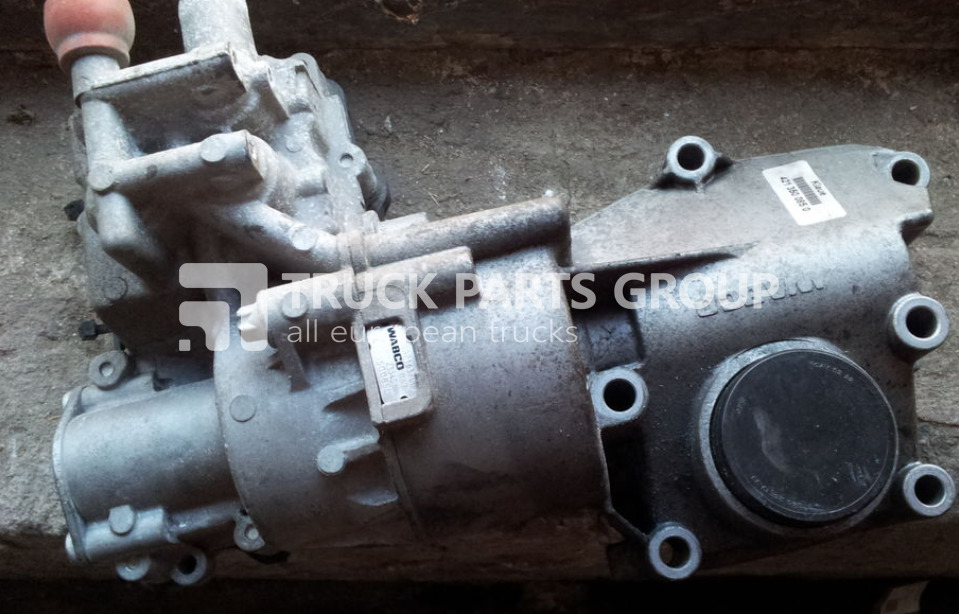 MERCEDES-BENZ EURO3, EURO5, shifting cylinder, gear cylinder, 001260646 control unit - Gearbox and parts for Truck: picture 1 MERCEDES-BENZ EURO3, EURO5, shifting cylinder, gear cylinder, 001260646 control unit - Gearbox and parts for Truck: picture 1