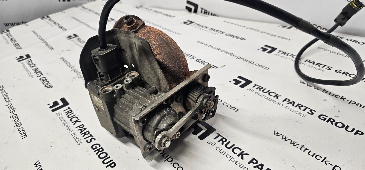 DAF DAF XF, 106XF EURO6 emission EGR valve unit 2104972, 70380861, 1896001, 1954013, 1960471, 1952321, 2021932, 2104972, 2128862, 2162361, 2200141, 2128862, 2162361, 2200141, 2128862, 1896001, 1954013, 1 - Spare parts: picture 3 DAF DAF XF, 106XF EURO6 emission EGR valve unit 2104972, 70380861, 1896001, 1954013, 1960471, 1952321, 2021932, 2104972, 2128862, 2162361, 2200141, 2128862, 2162361, 2200141, 2128862, 1896001, 1954013, 1 - Spare parts: picture 3