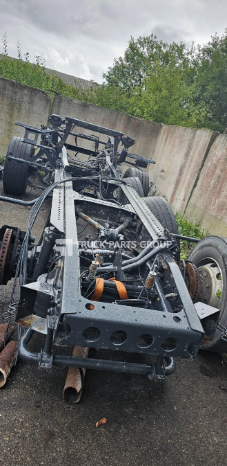 IVECO IVECO STRALIS EURO6 frame units, front frame, rear frame units 9948689, 99486841, 41031510, 41032379, 41033241, 41036073, 41213881, 504027363, 2883615, 41201584, 41221001, 41201584, 2883943, 99486839, - Spare parts for Truck: picture 2 IVECO IVECO STRALIS EURO6 frame units, front frame, rear frame units 9948689, 99486841, 41031510, 41032379, 41033241, 41036073, 41213881, 504027363, 2883615, 41201584, 41221001, 41201584, 2883943, 99486839, - Spare parts for Truck: picture 2