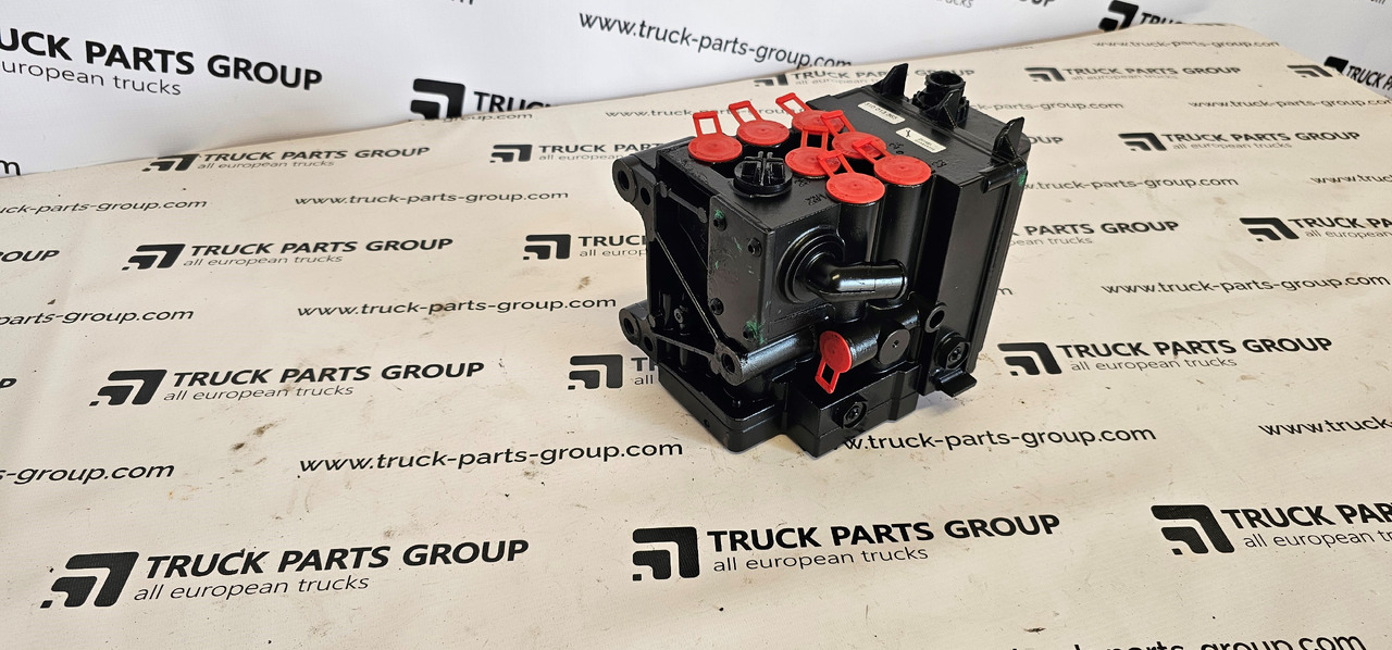 MAN MAN TGA, TGX ECAM air dryer, air management unit assembly ECAM, 81521086023, 31001336, AIR DRYER, ECAM, HALDEX, 310013365, 4324310100, 81258187000, 81521086004, 81521086006, 81521086010, 81521086012, - Spare parts: picture 1 MAN MAN TGA, TGX ECAM air dryer, air management unit assembly ECAM, 81521086023, 31001336, AIR DRYER, ECAM, HALDEX, 310013365, 4324310100, 81258187000, 81521086004, 81521086006, 81521086010, 81521086012, - Spare parts: picture 1