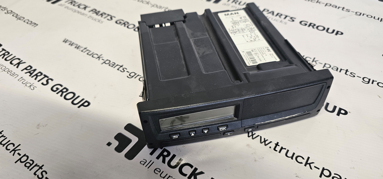 MAN MAN TGX, TGX EURO6 emission tachograph, typ SE5000, by STONERIDGE electronics, road control system 12V/24V, 1381.7550303007, A3C0604540020, A2C16768800, 0000785068, 900208R7, 81271016595, 81258177131 - Spare parts for Truck: picture 1 MAN MAN TGX, TGX EURO6 emission tachograph, typ SE5000, by STONERIDGE electronics, road control system 12V/24V, 1381.7550303007, A3C0604540020, A2C16768800, 0000785068, 900208R7, 81271016595, 81258177131 - Spare parts for Truck: picture 1