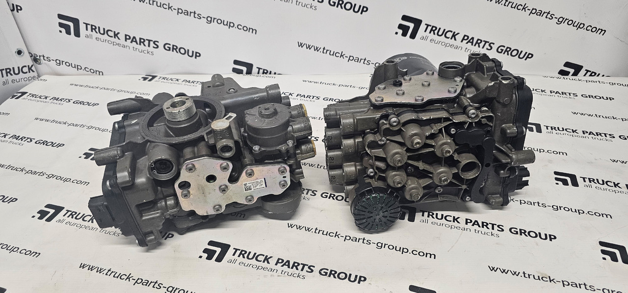 Mercedes-Benz Mercedes Benz Actros MP4 EURO 6 air dryer 0014465664, 0014460464, 0014462264, 0004469464, 0014463164, 0014461264, 8307020874, EL2208, EL12201, K082609, K102139, PN-R0061, control unit EAPU, EAC, elect - Spare parts: picture 1 Mercedes-Benz Mercedes Benz Actros MP4 EURO 6 air dryer 0014465664, 0014460464, 0014462264, 0004469464, 0014463164, 0014461264, 8307020874, EL2208, EL12201, K082609, K102139, PN-R0061, control unit EAPU, EAC, elect - Spare parts: picture 1