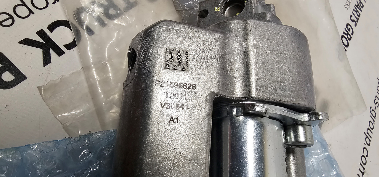 RENAULT RENAULT T RANGE GAMA EURO6 Solenoid engine brake control Valve VEB Oil Supply P21596626, T2011, V30541, A1, 21596645, 20574700, 21452473, 21596642, 20574690, 20713422, 20715668, 7421596642, 21616761 - Spare parts for Truck: picture 2 RENAULT RENAULT T RANGE GAMA EURO6 Solenoid engine brake control Valve VEB Oil Supply P21596626, T2011, V30541, A1, 21596645, 20574700, 21452473, 21596642, 20574690, 20713422, 20715668, 7421596642, 21616761 - Spare parts for Truck: picture 2