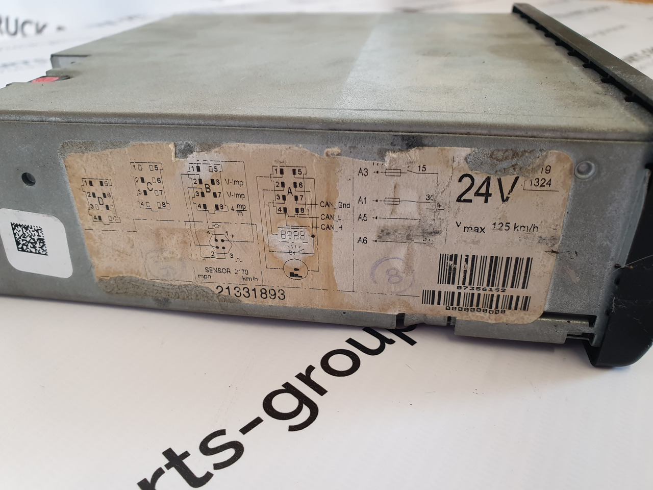 SCANIA Tachograph, 1324 type for SCANIA EURO 3, P, G, R, T series, Volvo FH, Mercedes Benz, MAN, Renault, Iveco, DAF 2127367, 1772354, 21331893, 1544002, 20466940, 20872426, 21184859, 21331893, 21888883, 812 - Spare parts for Truck: picture 2 SCANIA Tachograph, 1324 type for SCANIA EURO 3, P, G, R, T series, Volvo FH, Mercedes Benz, MAN, Renault, Iveco, DAF 2127367, 1772354, 21331893, 1544002, 20466940, 20872426, 21184859, 21331893, 21888883, 812 - Spare parts for Truck: picture 2