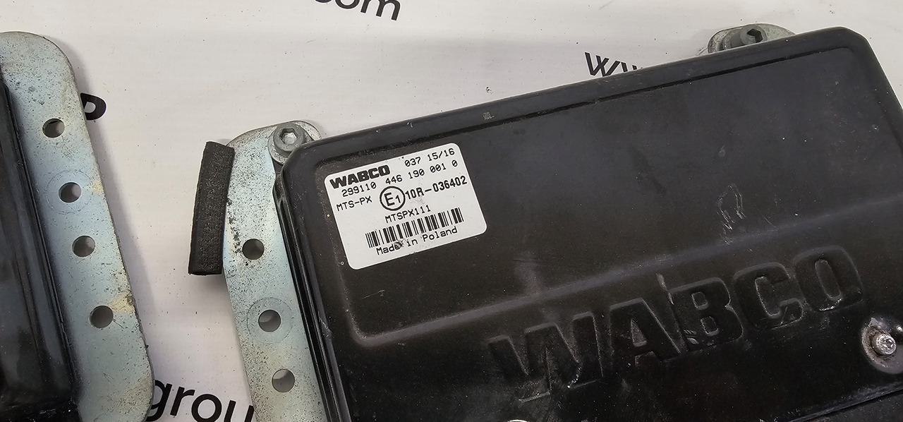 Scania VOLVO, SCANIA electronics ECU control unit BUS, MTS PX unit, I/O-B unit 25954823, 21970991, 21306173, 489555, 0504004109, 204855, 4461900010, 292642, 299110, 70395975, 3071490, 70395988, 3654469, 204 - Spare parts: picture 5 Scania VOLVO, SCANIA electronics ECU control unit BUS, MTS PX unit, I/O-B unit 25954823, 21970991, 21306173, 489555, 0504004109, 204855, 4461900010, 292642, 299110, 70395975, 3071490, 70395988, 3654469, 204 - Spare parts: picture 5