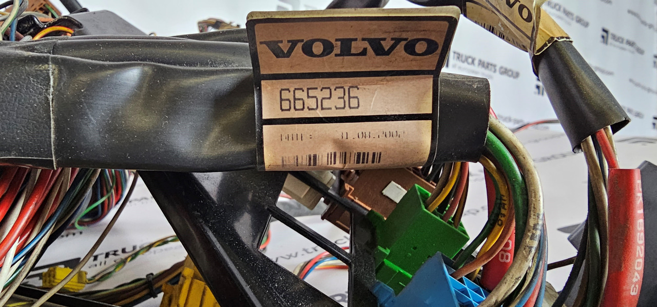 VOLVO VOLVO FH12, D12D, EURO3 cable harness with connectors inside cab, full set, wiring set electric support 665236 - Spare parts for Truck: picture 3 VOLVO VOLVO FH12, D12D, EURO3 cable harness with connectors inside cab, full set, wiring set electric support 665236 - Spare parts for Truck: picture 3