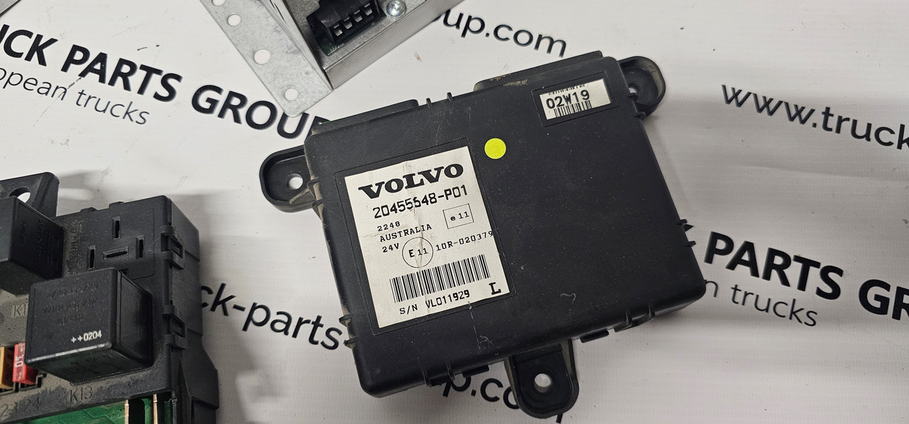 VOLVO VOLVO FH12, EURO3 electronics, EBS, brake valve, AC adapter, suspension control, engine control AC pedal, fuse box, switch arms, light controller 0486106026, 20410009, 20455097, 20455548, 20392898, 20 - Spare parts for Truck: picture 4 VOLVO VOLVO FH12, EURO3 electronics, EBS, brake valve, AC adapter, suspension control, engine control AC pedal, fuse box, switch arms, light controller 0486106026, 20410009, 20455097, 20455548, 20392898, 20 - Spare parts for Truck: picture 4