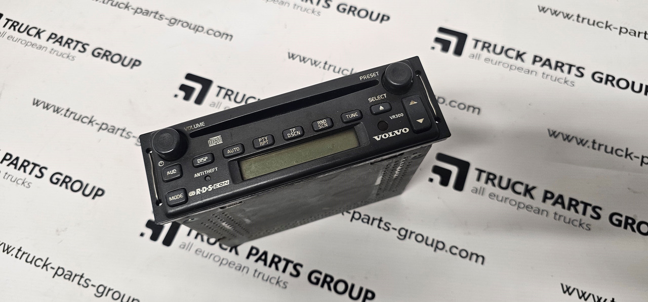 VOLVO VOLVO FH12, FH13 radio, radio system 28037884, 20661221, 20928239, 85010019, 85010014, 28075885, 20467842 - Spare parts for Truck: picture 2 VOLVO VOLVO FH12, FH13 radio, radio system 28037884, 20661221, 20928239, 85010019, 85010014, 28075885, 20467842 - Spare parts for Truck: picture 2