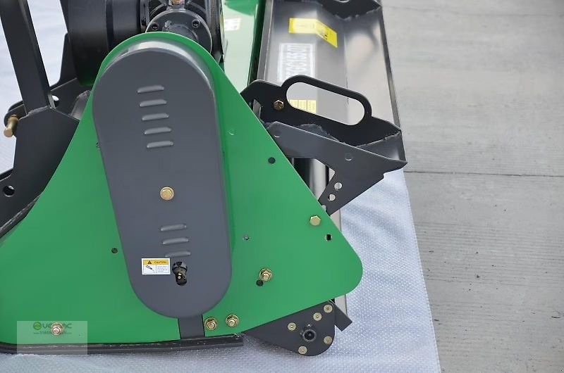 Geo Mulcher Geo EFGC155OT 155cm Schlegelmulcher Hammerschlegel NEU - Flail mower/ Mulcher: picture 3 Geo Mulcher Geo EFGC155OT 155cm Schlegelmulcher Hammerschlegel NEU - Flail mower/ Mulcher: picture 3
