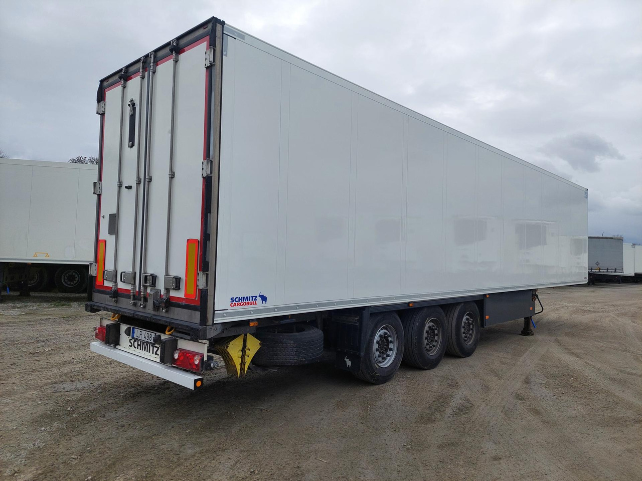 2018 Schmitz Cargobull Double Deck FP 60 ThermoKing SLXi 300 Lifting Axle - Refrigerator semi-trailer: picture 3 2018 Schmitz Cargobull Double Deck FP 60 ThermoKing SLXi 300 Lifting Axle - Refrigerator semi-trailer: picture 3