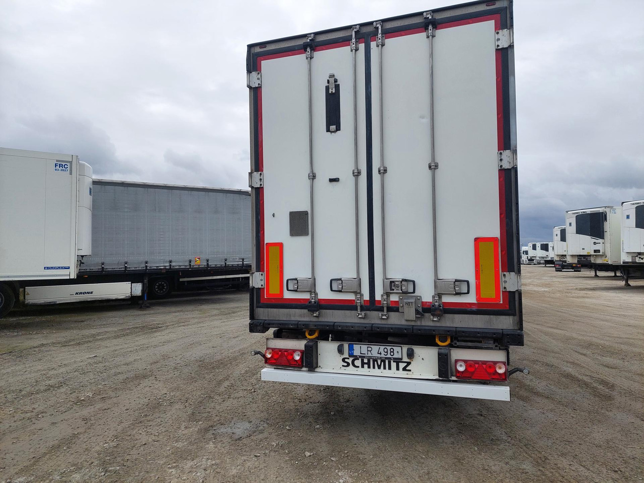 2018 Schmitz Cargobull Double Deck FP 60 ThermoKing SLXi 300 Lifting Axle - Refrigerator semi-trailer: picture 4 2018 Schmitz Cargobull Double Deck FP 60 ThermoKing SLXi 300 Lifting Axle - Refrigerator semi-trailer: picture 4