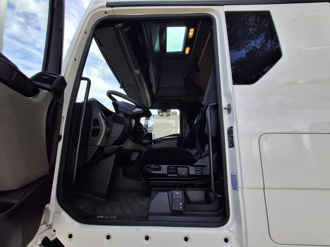 2023 MAN TGX 18.510 GX - Tractor unit: picture 2 2023 MAN TGX 18.510 GX - Tractor unit: picture 2