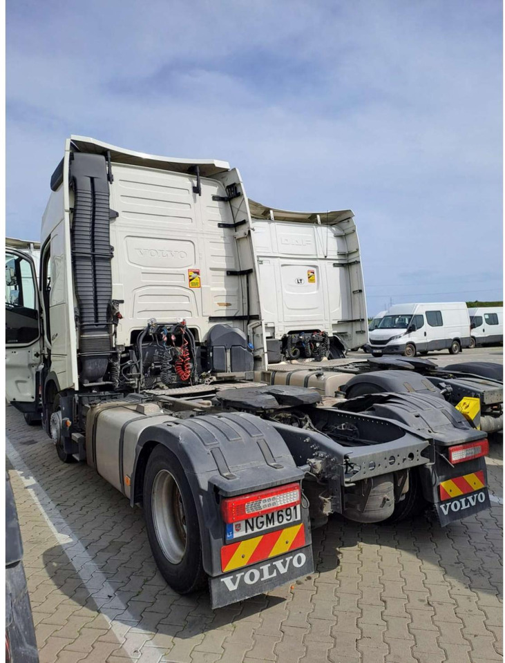 2023 Volvo FH 460 Globetrotter XL Varios i-Save - Tractor unit: picture 3 2023 Volvo FH 460 Globetrotter XL Varios i-Save - Tractor unit: picture 3