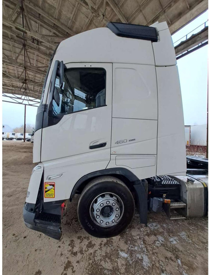 2023 Volvo FH 460 Globetrotter XL i-Save - Tractor unit: picture 2 2023 Volvo FH 460 Globetrotter XL i-Save - Tractor unit: picture 2
