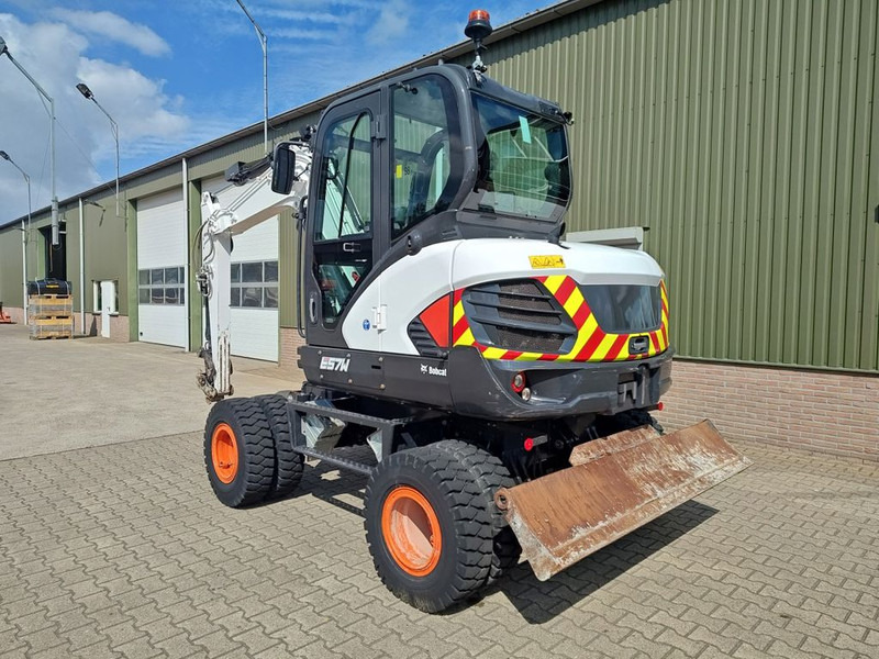 Bobcat E57W - Wheel excavator: picture 2 Bobcat E57W - Wheel excavator: picture 2