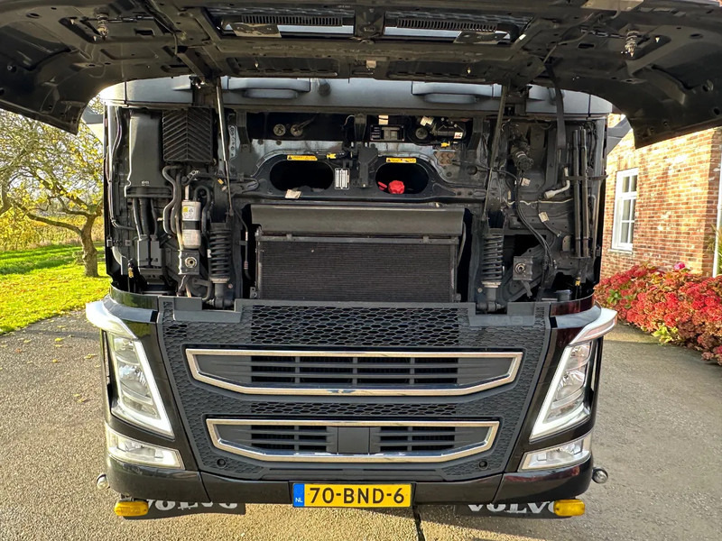 Volvo FH 500 / GLOBETROTTER / NL TRUCK / ALCOA / 2 TANK / TOP!! - Tractor unit: picture 3 Volvo FH 500 / GLOBETROTTER / NL TRUCK / ALCOA / 2 TANK / TOP!! - Tractor unit: picture 3