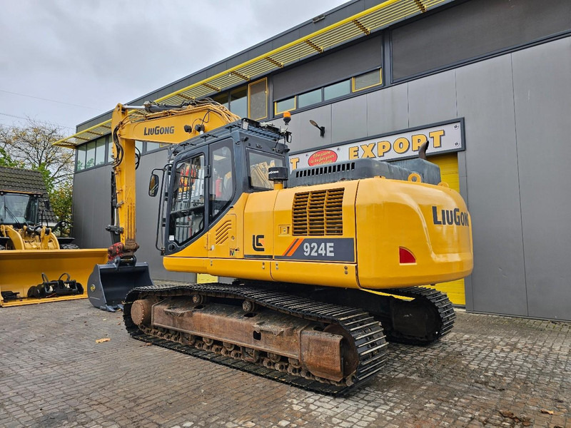 LIUGONG 924E - Crawler excavator: picture 3 LIUGONG 924E - Crawler excavator: picture 3