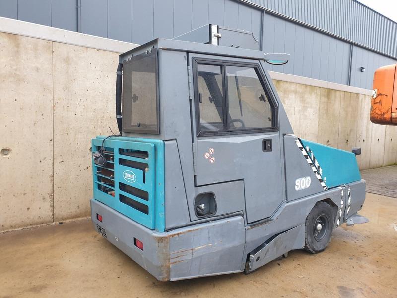 TENNANT 800 - Road sweeper: picture 2 TENNANT 800 - Road sweeper: picture 2