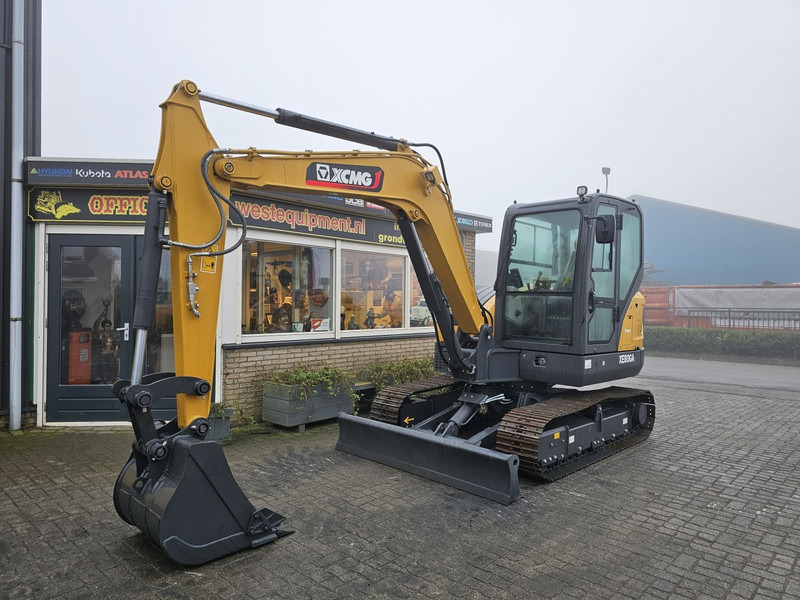 XCMG XE60GA - Mini excavator: picture 2 XCMG XE60GA - Mini excavator: picture 2