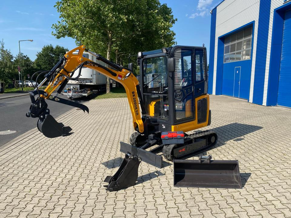 Minibagger BK2000KSR inkl. Schaufelpaket *INKL.19% MWST*BERGER KRAUS*YANMAR*SCHWENKARM* VERSTELLFAHRWERK* - Mini excavator: picture 1 Minibagger BK2000KSR inkl. Schaufelpaket *INKL.19% MWST*BERGER KRAUS*YANMAR*SCHWENKARM* VERSTELLFAHRWERK* - Mini excavator: picture 1