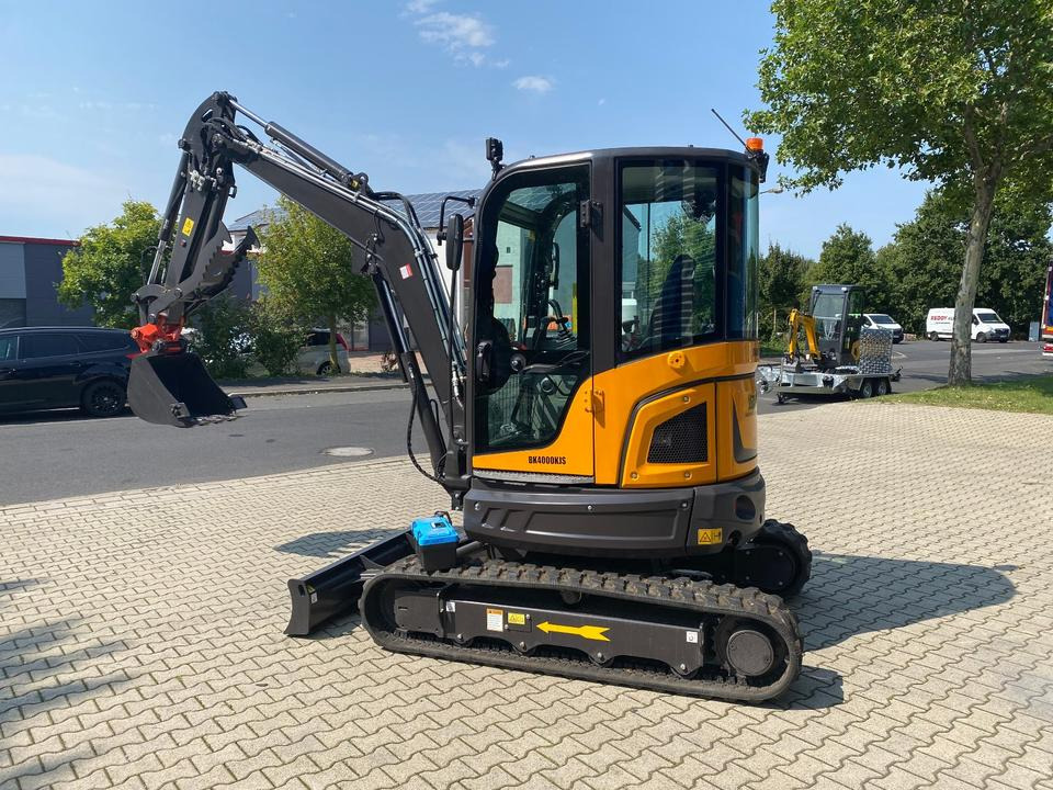 Minibagger BK4000KJS *INKL.19% MWST*BERGER KRAUS*KUBOTA*KLIMA* SCHWENKARM*SOFORT* - Mini excavator: picture 3 Minibagger BK4000KJS *INKL.19% MWST*BERGER KRAUS*KUBOTA*KLIMA* SCHWENKARM*SOFORT* - Mini excavator: picture 3