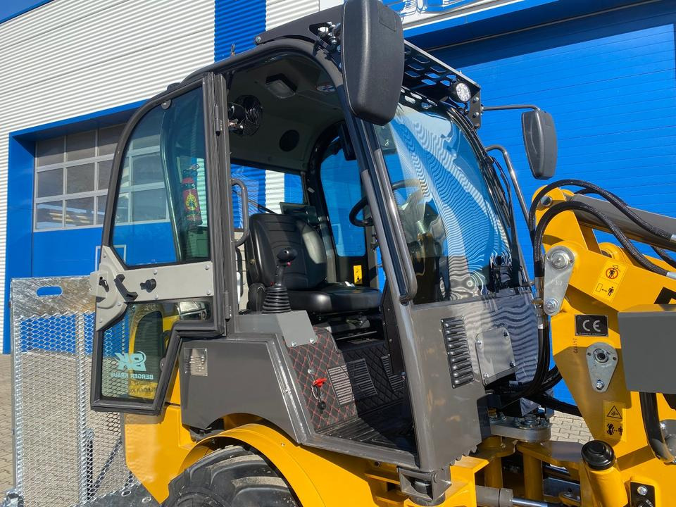 Radlader/Hoflader BK810 inkl. Tieflader und Kehrmaschinenpaket *INKL.19% MWST*BERGER KRAUS* KUBOTA*EURO*CE* - Compact loader: picture 5 Radlader/Hoflader BK810 inkl. Tieflader und Kehrmaschinenpaket *INKL.19% MWST*BERGER KRAUS* KUBOTA*EURO*CE* - Compact loader: picture 5