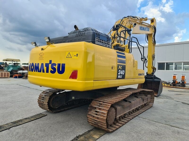 Komatsu PC240NLC-11 - Crawler excavator: picture 3 Komatsu PC240NLC-11 - Crawler excavator: picture 3