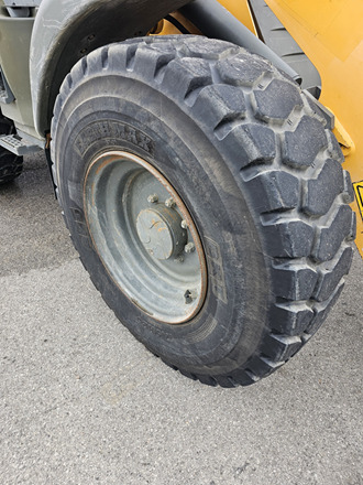 Wheel loader LIEBHERR L514: picture 20